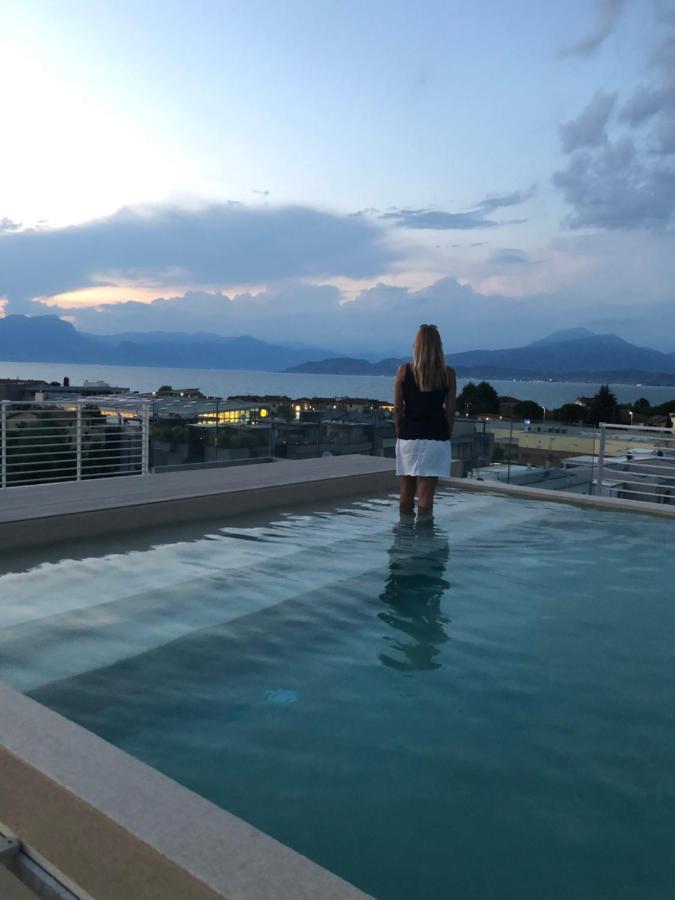 Opalia Residence - Stella Garda Lake Lifestyle ペスキエーラ・デル・ガルダ エクステリア 写真